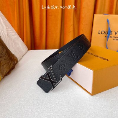 Special Louis Vuitton: Classic Authentic Quality, Classic Embossed Surface Paire