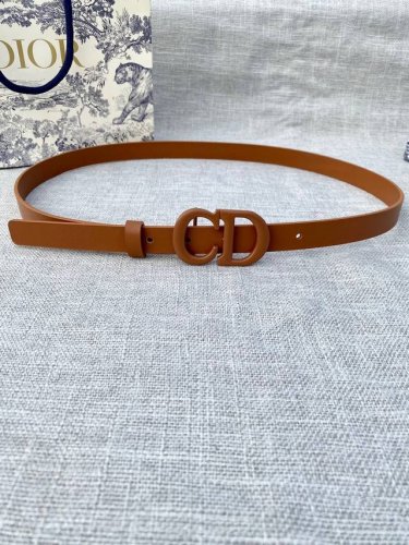 Width 2.0cm Dior popular flat wireless Saddle leather belt. Painted metal "Cd" l