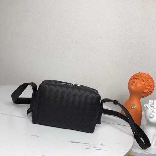 Bv The latest men's shoulder bag, original quality, made from premium waxed cowh