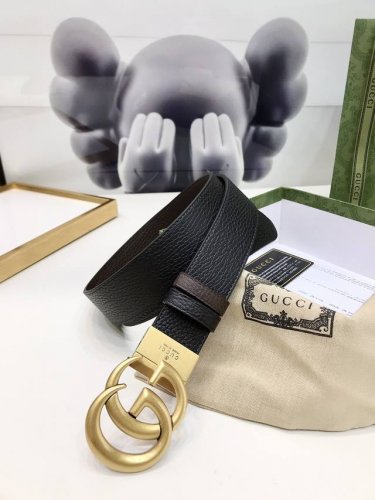 Gucci Double-Sided Leather Belt, Crafted From Woven Leather And Adorned With A G