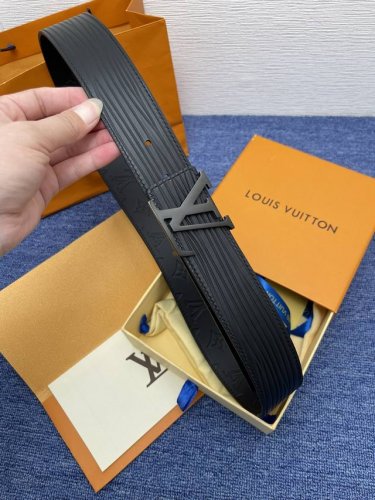 Brand Lv 4.0Cm Description: This belt features an Lv buckle with a buffalo leat