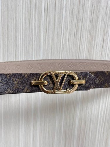This season's newest design features a belt crafted from luxurious calfskin and