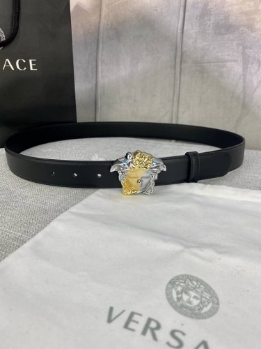 Width 3.0 Cm Versace This Soft Leather Belt Features A 3D Medusa Belt Buckle Wit