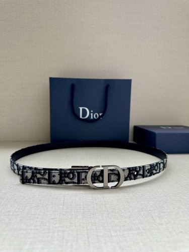 Width 2.0Cm Inspired by the bag of the same name, this 20Mm Montaigne belt is a