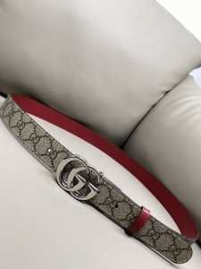 Gg Marmont Series Double-sided Wide Belt 3.0 This double-sided belt is a strikin