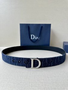 Width 3.5Cm This 35Mm Double-Sided Belt Combines Classic Elegance With Modern Fl