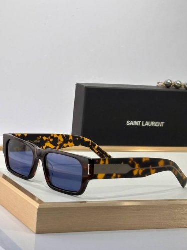 Saint Lauren*Model: Sl660Size: 55 mouth 19-145
