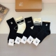 5 pairs per box (with packaging) Burberry classic logo mid-calf socks, stylish
