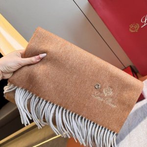 Loro Piana, a high-end gradient cashmere scarf/shawl from the Nuoyou Pianya Trad