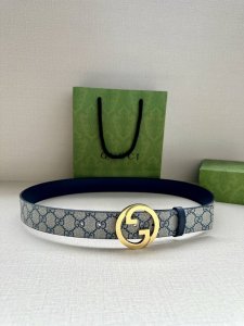 Width 3.8 Cm Gucci This Reversible Belt Seamlessly Blends Gg Supreme Canvas With
