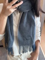 Chanel's rare gentle color scheme is absolutely captivating. I'm highly recommen