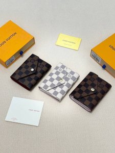 Colors: Pink, Red, White, Size: 12 x 9.5, Model: 41938Lv x Yk. The Victorine wa