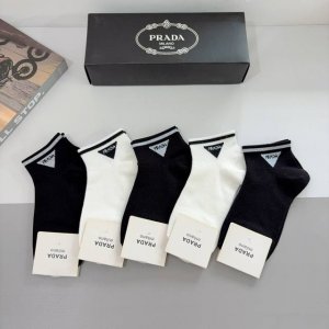 5 pairs per box (with packaging) Prada new short socks, pure cotton fabric, cla