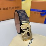 High-end quality, real product photos, comes with full packaging. Brand: Louis V