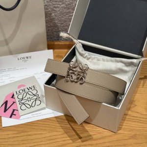 New Women's Belt Ewe Classic Logo Belt, Very Practical Smooth Calfskin Reversibl