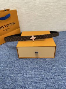 Brandlv 2.0Cm Description This Belt With Lv Buckle Is Lined With Buffalo Leather