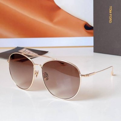 Tom For* Model:Ft0784 Size: 56 ports 19-145 DDD