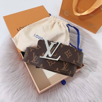 Delivery counter gift box packaging. Lv 40 mm double-sided belt with canvas and