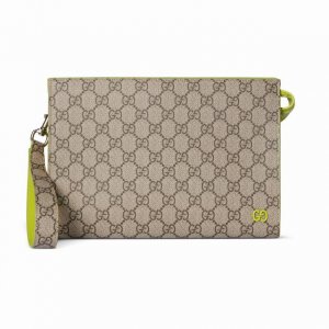 This premium clutch is a masterpiece from the Pre-Fall 2025 collection. Expertl