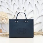 Hermes - Hermes' latest men's briefcase is made of original calfskin leather wi