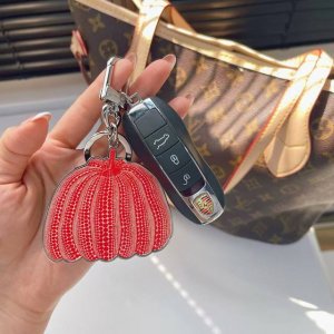 Lv Yayoi Kusama pumpkin keychain pendant bag ornament Louis Vuitton Lv & Yayoi K