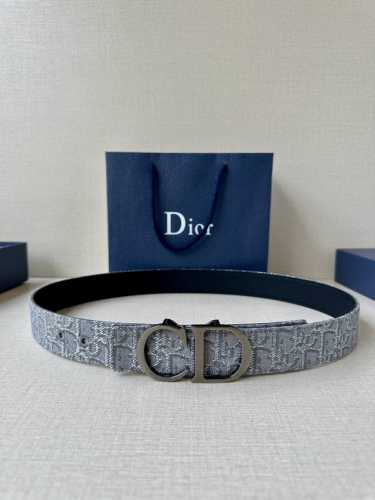 Width 3.5Cm This 35Mm Double-Sided Belt Combines Elegance With Modernity. Double