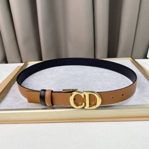 D .Ior This Season's New Belt *C D* Belt Buckle Can Be Trimmed. Golden Finish Me