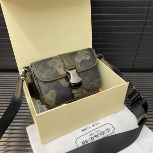Coach League 19 camouflage crossbody bag, shoulder bag, flap messenger bag, simp
