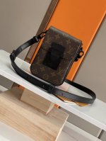 Developed from the ground up, this all-steel S-Lock Vertical Wearable Wallet is