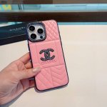 Iphone16 series updates Chanel limited edition diamond embossed mobile phone cas