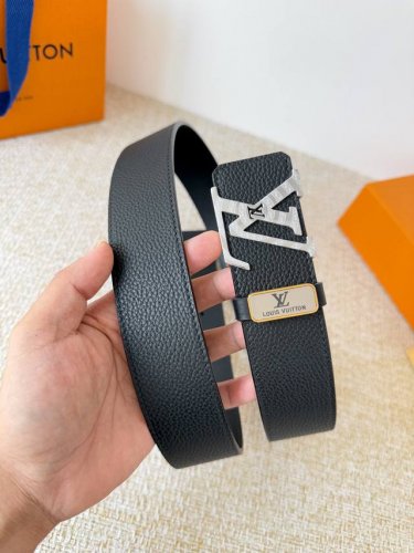 Product Name: Louis Vuitton Belt - Original Single Belt Model: Hook, Classic Pur