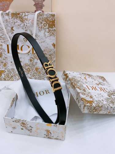dior The D-Dream Belt Is Made Of Smooth Cowhide And Paired With A Shiny Metal