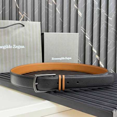 This Elegant Black Belt Features Foliage-Colored Details, Creating A Subtle Cont - Click Image to Close