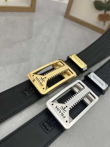 Product Name: Prada Original Automatic Belt Material: Original cowhide belt 100%