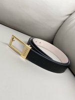 Gg Gucci 3.5cm wide imported cowhide hot-embossed belt with exquisite hardware.