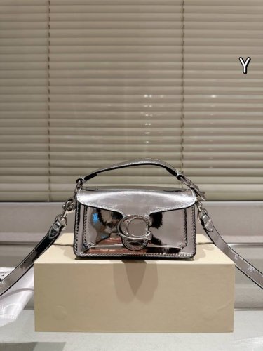 Cowhide version Coach's new Mini Tabby 12 small waste bag is so cute I saw Coac