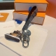 Lv Classic old flower chess keychain keychain joint Nike mini shoe pendant fashi