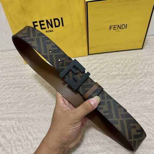 Fendi boutique style, 4.0cm wide, double-ring reversible belt with snap fastener