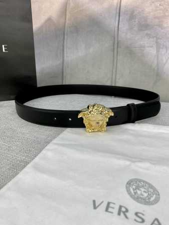 Width 3.0 Cm Versace This Soft Leather Belt Features A 3D Medusa Waist Belt Buck - Click Image to Close