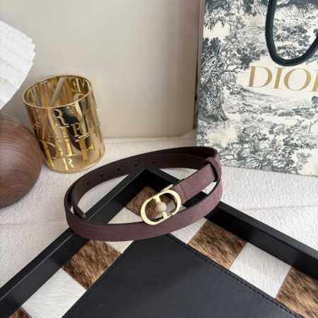 Dior's new belt, crafted from exquisite top-grain leather, is soft, comfortable - Click Image to Close