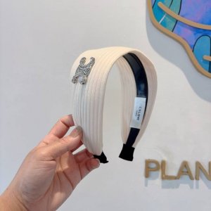 with packaging Celine's new letter wool wide headband is comfortable to wear wi