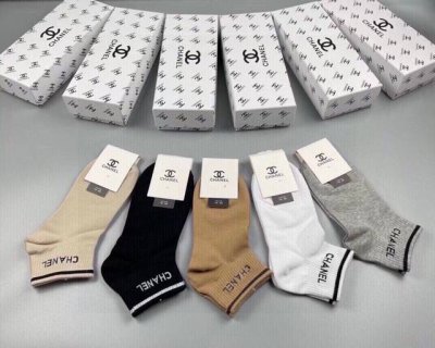 Special Chanel Chanel new women's socks, one box of five pairs of pure cotton ma