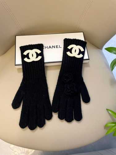 Chanel's new wool gloves are softer, finer, and more skin-friendly, with better