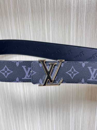 Special 4.0 New Model Of The Season, One Side Is Imported Calfskin, The Other Si