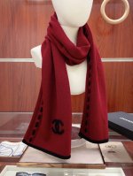 A rare Chanel knit piece with a gentle color scheme. Super infatuated with its u