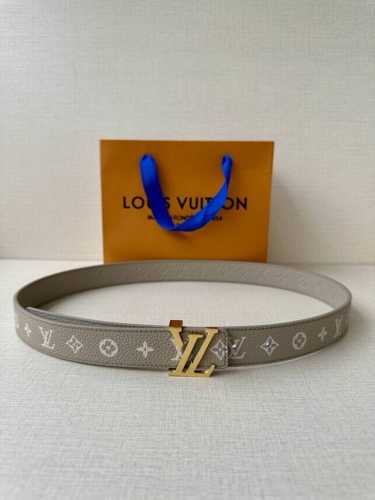 3.0 Wide Lv Double-Sided Lychee Belt Interprets Louis Vuitton's Classic Elements