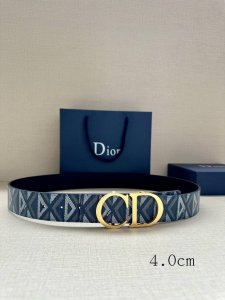 Width 4.0cm. This 40mm reversible belt combines elegance with modern style. The