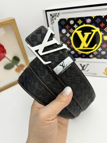Product name: Lv..Louis..Vuitton original Material: original cowhide belt, 100%