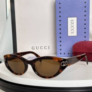 Gucc*Model: Gg1998Ssize: 51 ports 20-140