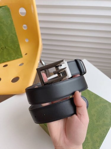 gucci Black And Brown Double-Sided Calfskin Belt Accessories Continue To Lead